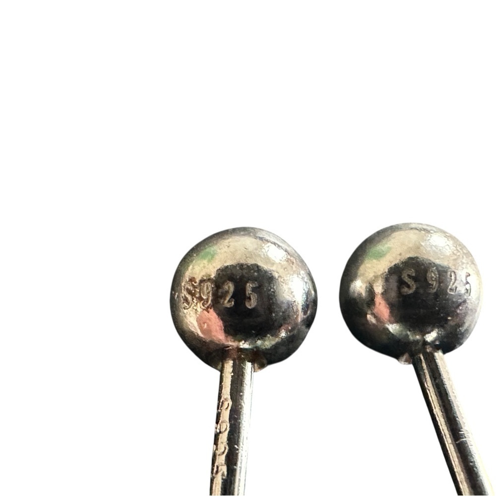 2.0 CT Round Brilliant Cut Green Moissanite Stud Earrings 925 Sterling Silver - Picture 5 of 8